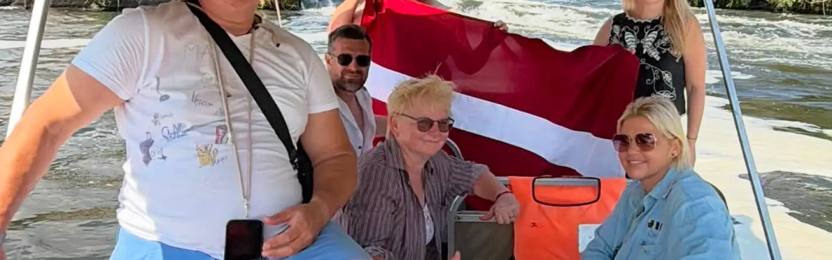 4. diena Ugandā. Pikniks pašā Nīlas viducī jeb oda Nīlai