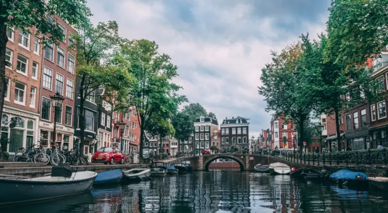 Līgo laivā Amsterdamā!